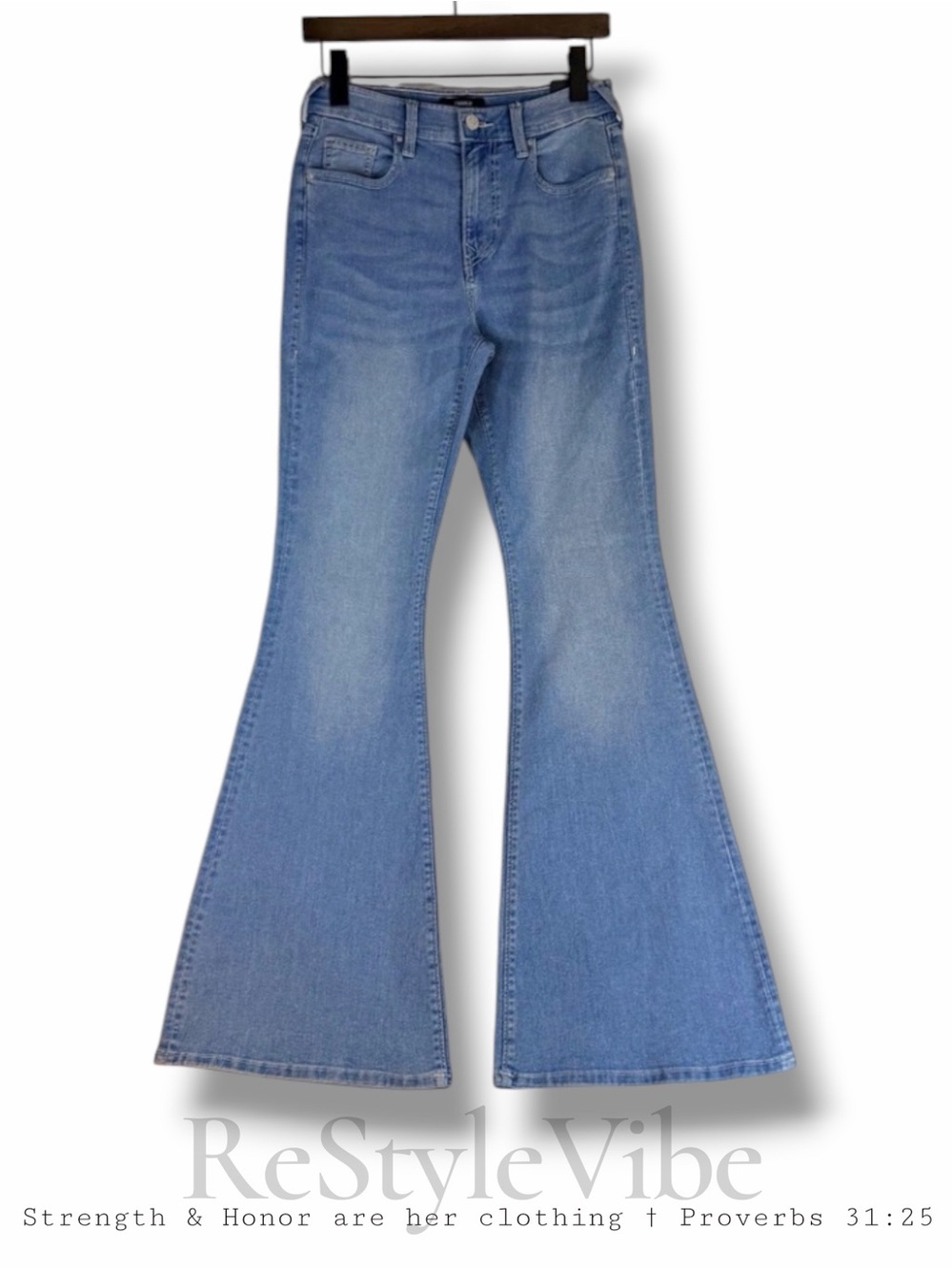 TRUE RELIGION Women’s Size 27 Denim Jeans NWT Charlie High Rise Flare Style Fit